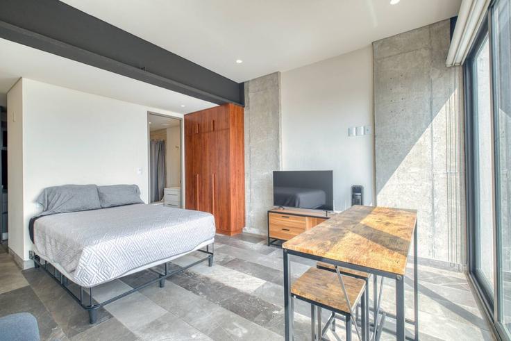 Building Avenida Marina Nacional - myla-stays - 1356994 adresindeki bir dairede modern mobilyalarla zarif bir şekilde tasarlanmış oturma odası Mexico City, Mexico City Building Avenida Marina Nacional - myla-stays - 1356994 adresindeki bir dairede modern mobilyalarla zarif bir şekilde tasarlanmış oturma odası Mexico City, Mexico City