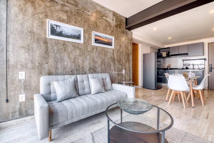 Elegant gestaltetes Wohnzimmer mit moderner Einrichtung in einer Wohnung im Building Avenida Marina Nacional - myla-stays - 1357010 in Mexico City, Mexico City Elegant gestaltetes Wohnzimmer mit moderner Einrichtung in einer Wohnung im Building Avenida Marina Nacional - myla-stays - 1357010 in Mexico City, Mexico City