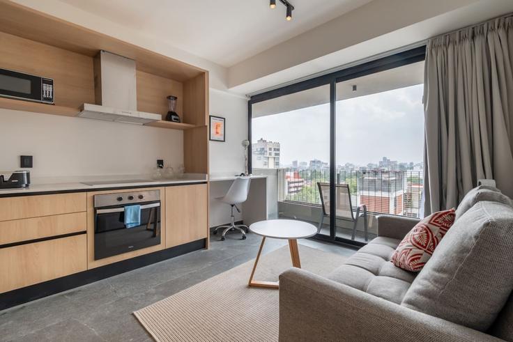 Mexico City Mexico CityのBuilding Avenida José Vasconcelos - myla-stays - 1629319のアパートメントにある、モダンな家具を備えたエレガントなデザインのリビングルーム Mexico City Mexico CityのBuilding Avenida José Vasconcelos - myla-stays - 1629319のアパートメントにある、モダンな家具を備えたエレガントなデザインのリビングルーム