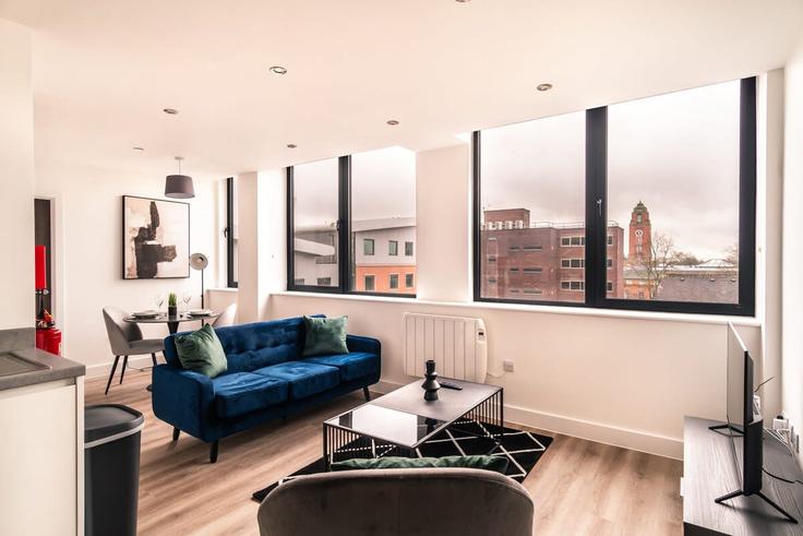 Elegant gestaltetes Wohnzimmer mit moderner Einrichtung in einer Wohnung im Building Talbot Road - mypropertyhost - 1270299 - LON in Trafford, Manchester Elegant gestaltetes Wohnzimmer mit moderner Einrichtung in einer Wohnung im Building Talbot Road - mypropertyhost - 1270299 - LON in Trafford, Manchester
