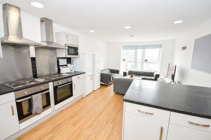 Salle de séjour élégante avec mobilier moderne dans un appartement à Building Smithdown Lane - mypropertyhost - 1270734 - LON à Liverpool, Liverpool Salle de séjour élégante avec mobilier moderne dans un appartement à Building Smithdown Lane - mypropertyhost - 1270734 - LON à Liverpool, Liverpool