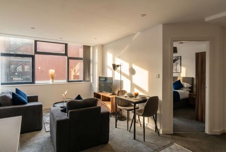 Salle de séjour élégante avec mobilier moderne dans un appartement à Building Guildhall Street - mypropertyhost - 1270383 - LON à City of Preston, Preston Salle de séjour élégante avec mobilier moderne dans un appartement à Building Guildhall Street - mypropertyhost - 1270383 - LON à City of Preston, Preston