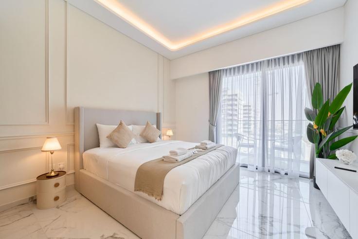 1 möblierte Einzimmerwohnung in Tariaq Bedon Esm 1261988P , Nad Al Sheba, Dubai, Foto 1