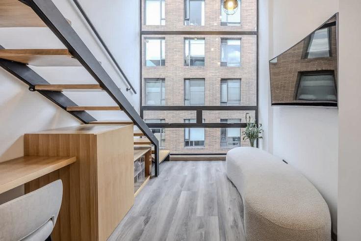 Salle de séjour élégante avec mobilier moderne dans un appartement à Building Carrera 18 - nok - 1316418 à Chapinero, Bogotá