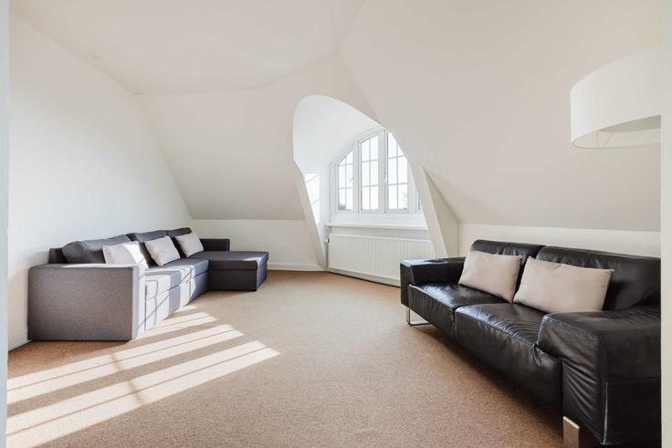 Odense, Odense에 위치한 Building Østre Stationsvej - nomad-properties - 1696544 유닛의 세련된 인테리어가 돋보이는 거실