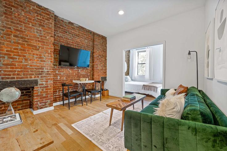 1 möblierte Einzimmerwohnung in West 49th Street 1261202P , Manhattan, New York, Foto 1 1 möblierte Einzimmerwohnung in West 49th Street 1261202P , Manhattan, New York, Foto 1