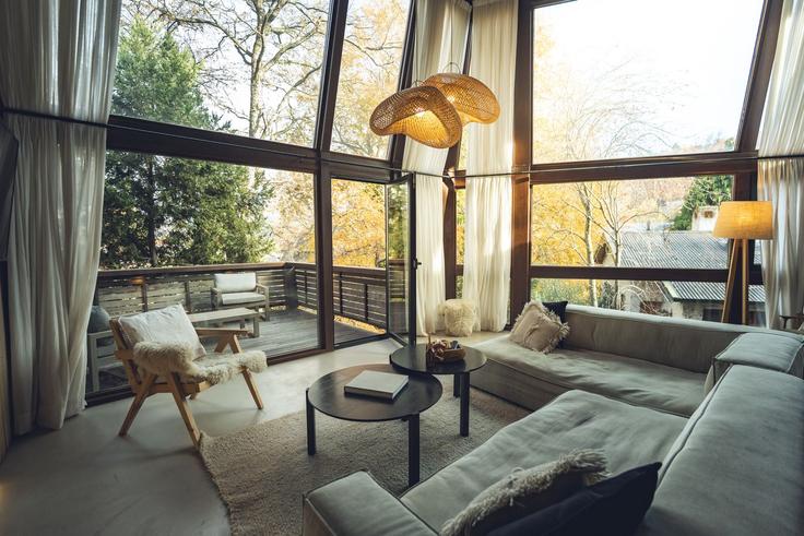 San Martín de los Andes San Martín de los AndesのBuilding Los Cipreses - nordica - 1578763のアパートメントにある、モダンな家具を備えたエレガントなデザインのリビングルーム San Martín de los Andes San Martín de los AndesのBuilding Los Cipreses - nordica - 1578763のアパートメントにある、モダンな家具を備えたエレガントなデザインのリビングルーム