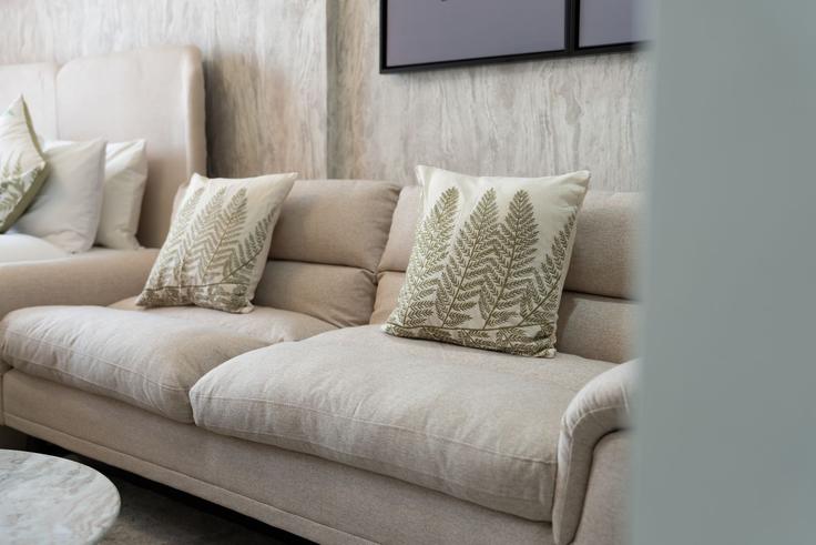 Dubai Silicon Oasis, Dubai에 위치한 Building Tariaq Bedon Esm - oak-tree-vacation-homes-rental - 1316344 유닛의 세련된 인테리어가 돋보이는 거실 Dubai Silicon Oasis, Dubai에 위치한 Building Tariaq Bedon Esm - oak-tree-vacation-homes-rental - 1316344 유닛의 세련된 인테리어가 돋보이는 거실