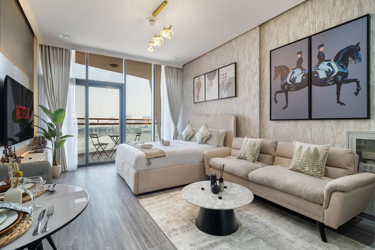 Sala de estar elegantemente projetada com móveis modernos em um apartamento no Building Tariaq Bedon Esm - oak-tree-vacation-homes-rental - 1316332 em Dubai Silicon Oasis, Dubai Sala de estar elegantemente projetada com móveis modernos em um apartamento no Building Tariaq Bedon Esm - oak-tree-vacation-homes-rental - 1316332 em Dubai Silicon Oasis, Dubai