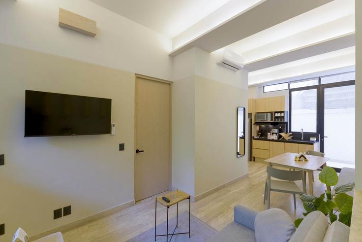 Mexico City Mexico CityのBuilding Avenida Homero - oasis - 1378820のアパートメントにある、モダンな家具を備えたエレガントなデザインのリビングルーム
