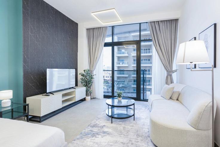 Salle de séjour élégante avec mobilier moderne dans un appartement à Building Golf Course Drive - ocleyhomes-hostaway - 1047290 - DXB à Dubai, Dubai