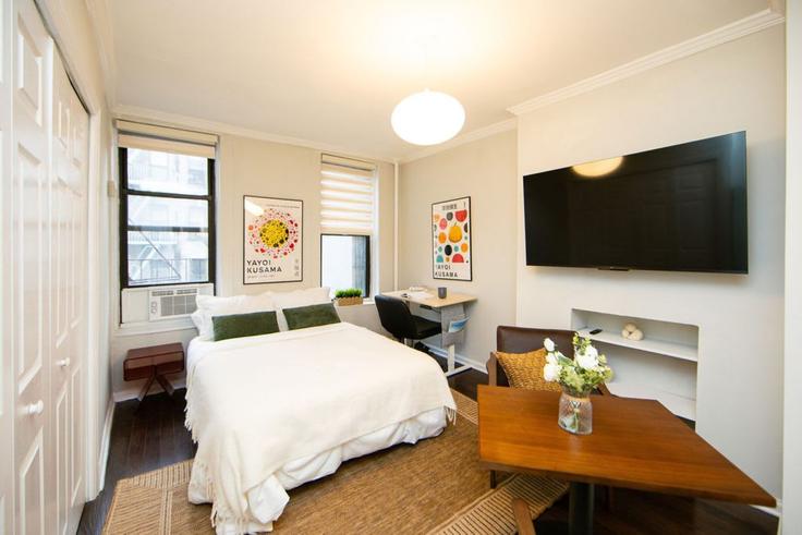 East 14th Streetにあるのスタジオ・家具付きアパート(1564963P、Manhattan、New York)写真 1枚 East 14th Streetにあるのスタジオ・家具付きアパート(1564963P、Manhattan、New York)写真 1枚