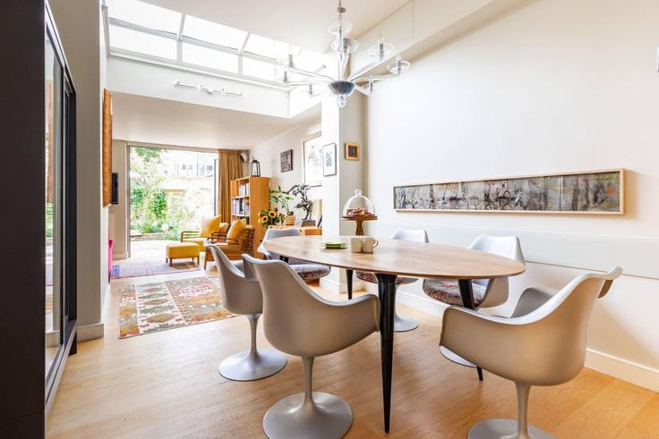 London Borough of Camden,London의 Building Willes Road - onefinestay - 1015125 - LON 아파트에 마련된 스타일리시한 다이닝 공간