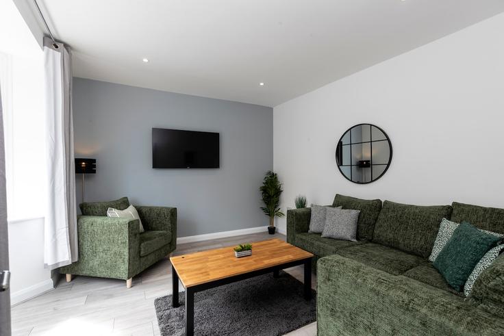 Elegant gestaltetes Wohnzimmer mit moderner Einrichtung in einer Wohnung im Building Belvedere Road - our-home-short-stays - 1648080 in Darlington, Darlington Elegant gestaltetes Wohnzimmer mit moderner Einrichtung in einer Wohnung im Building Belvedere Road - our-home-short-stays - 1648080 in Darlington, Darlington
