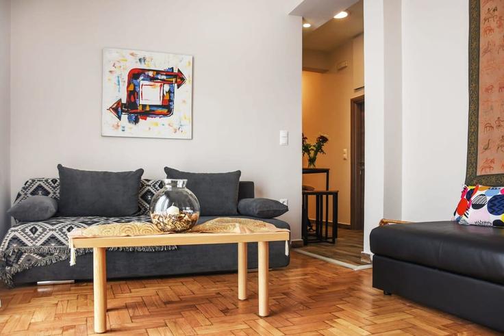 Athens South AthensのBuilding Lagoumitzi - panagiotis-petropoulos - 1461475のアパートメントにある、モダンな家具を備えたエレガントなデザインのリビングルーム