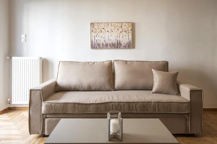 Elegante sala de estar con mobiliario moderno en un apartamento en Building Velestinou - panagiotis-petropoulos - 1366329 en Central Athens, Athens Elegante sala de estar con mobiliario moderno en un apartamento en Building Velestinou - panagiotis-petropoulos - 1366329 en Central Athens, Athens