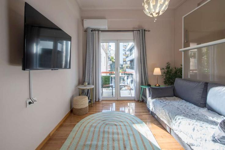 Central Athens, Athens 소재 Building Kithnou - panagiotis-petropoulos - 1372358 유닛에 마련된, 현대적인 가구로 꾸며진 우아한 디자인의 거실 Central Athens, Athens 소재 Building Kithnou - panagiotis-petropoulos - 1372358 유닛에 마련된, 현대적인 가구로 꾸며진 우아한 디자인의 거실