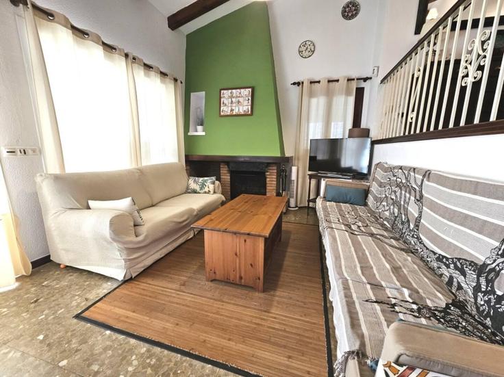 Salle de séjour élégante avec mobilier moderne dans un appartement à Building Urbanización el Rosario - passthekeyss - 1233781 - MLG à Marbella, Marbella Salle de séjour élégante avec mobilier moderne dans un appartement à Building Urbanización el Rosario - passthekeyss - 1233781 - MLG à Marbella, Marbella