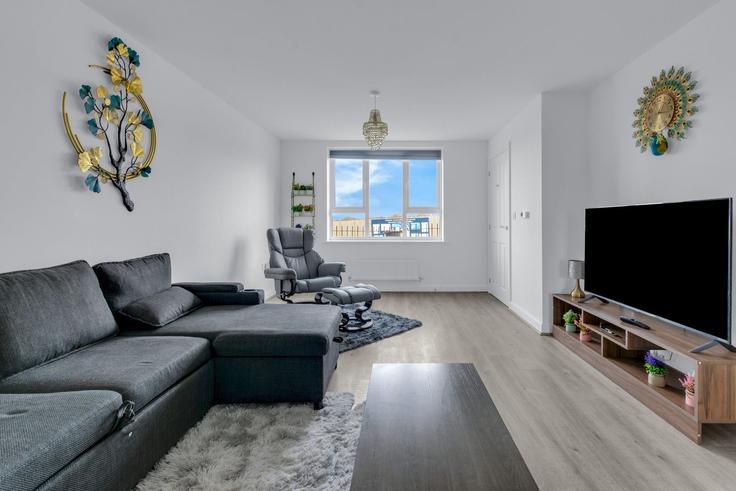 Salle de séjour élégante avec mobilier moderne dans un appartement à Building Miles Way - passthekeyss - 1369302 à City of Canterbury, Canterbury