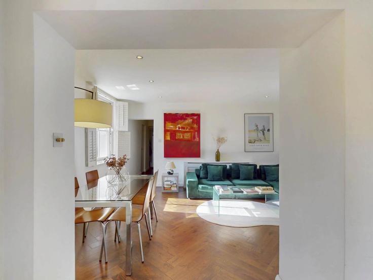 Building Shepperton Road - passthekeyss - 1310240 - LON adresindeki bir dairede modern mobilyalarla zarif bir şekilde tasarlanmış oturma odası London Borough of Islington, London