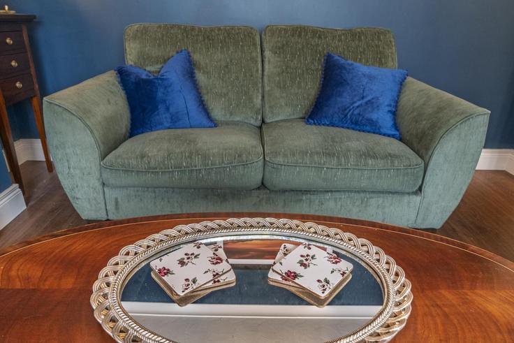 Belfast BelfastのBuilding Ulsterville Avenue - passthekeyss - 1364271のアパートメントにある、モダンな家具を備えたエレガントなデザインのリビングルーム Belfast BelfastのBuilding Ulsterville Avenue - passthekeyss - 1364271のアパートメントにある、モダンな家具を備えたエレガントなデザインのリビングルーム