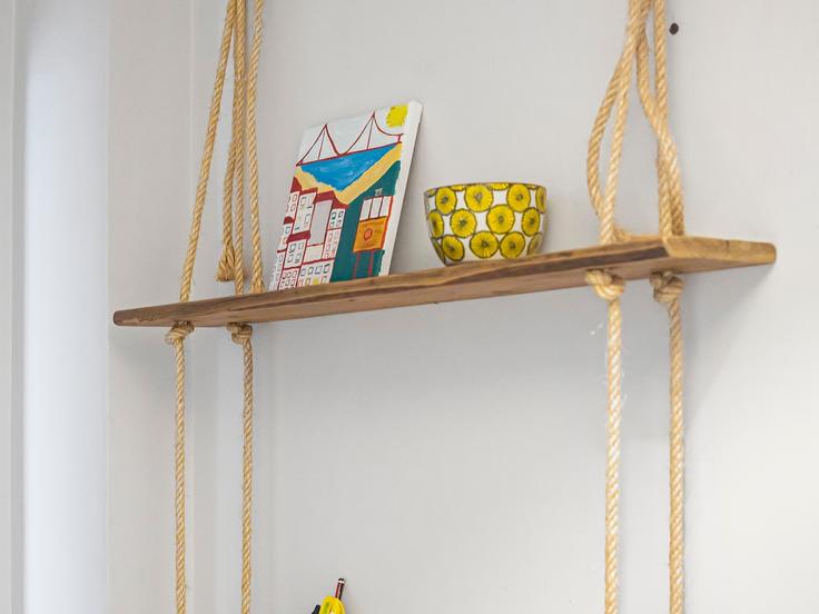 Sala de estar elegantemente projetada com móveis modernos em um apartamento no Building Goldhawk Road - passthekeyss - 1054640 - LON em London Borough of Hammersmith and Fulham, London