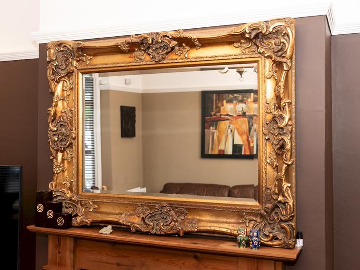 Elegant gestaltetes Wohnzimmer mit moderner Einrichtung in einer Wohnung im Building Gerda Road - passthekeyss - 1235361 - LON in Royal Borough of Greenwich, London