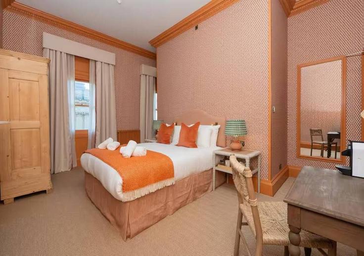 Milsom Streetにある1件の寝室・家具付きアパート(1303403P、Bath、Bath)写真 1枚 Milsom Streetにある1件の寝室・家具付きアパート(1303403P、Bath、Bath)写真 1枚
