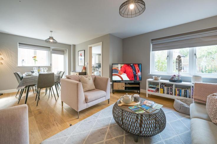 Elegant gestaltetes Wohnzimmer mit moderner Einrichtung in einer Wohnung im Building Pepper Lane - passthekeyss - 1621203 in Ludlow, Ludlow Elegant gestaltetes Wohnzimmer mit moderner Einrichtung in einer Wohnung im Building Pepper Lane - passthekeyss - 1621203 in Ludlow, Ludlow