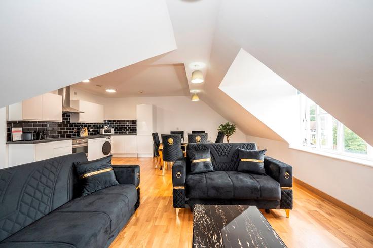 Salle de séjour élégante avec mobilier moderne dans un appartement à Building Well Hall Road - passthekeyss - 1648723 à Royal Borough of Greenwich, London Salle de séjour élégante avec mobilier moderne dans un appartement à Building Well Hall Road - passthekeyss - 1648723 à Royal Borough of Greenwich, London