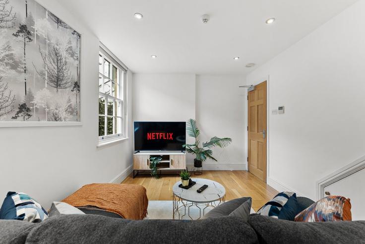 Salle de séjour élégante avec mobilier moderne dans un appartement à Building Stall Street - passtheproperty - 1313062 - LON à Bath, Bath