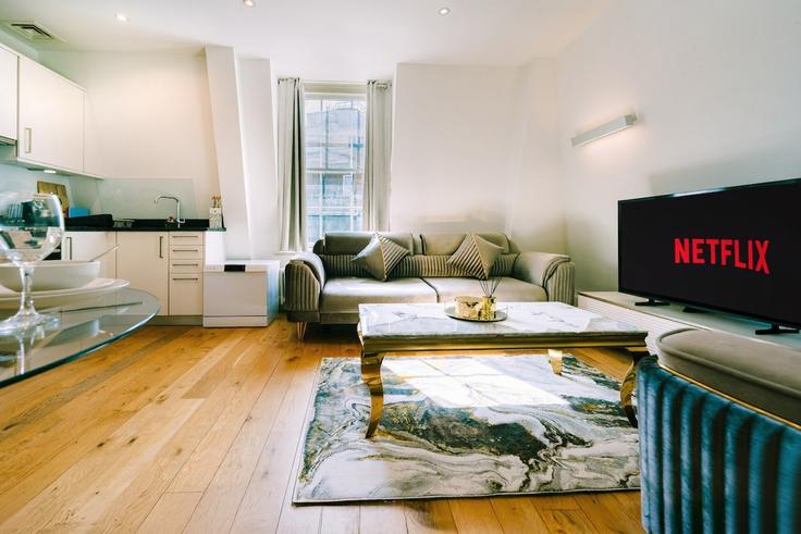 London Borough of Camden, London에 위치한 Building Barter Street - placify - 1353807 유닛의 세련된 인테리어가 돋보이는 거실