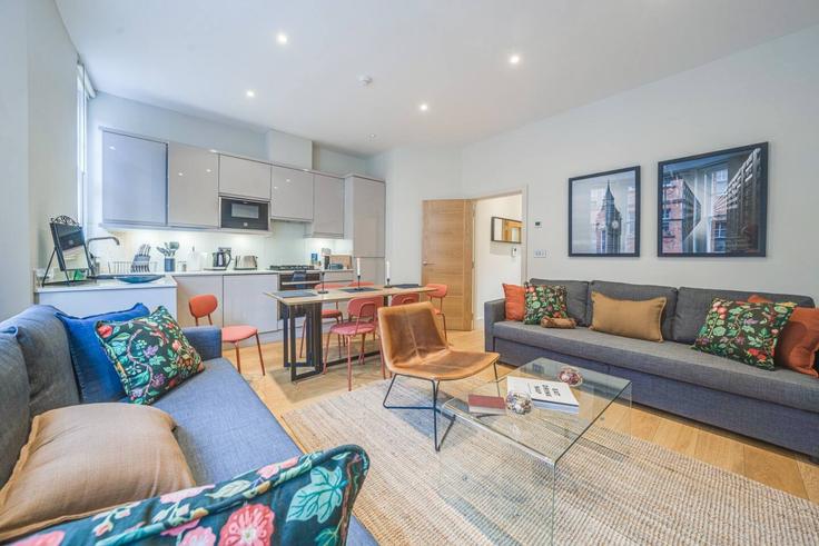 Salle de séjour élégante avec mobilier moderne dans un appartement à Building Great Titchfield Street - plotseeker-limited-1 - 1625457 à City of Westminster, London Salle de séjour élégante avec mobilier moderne dans un appartement à Building Great Titchfield Street - plotseeker-limited-1 - 1625457 à City of Westminster, London