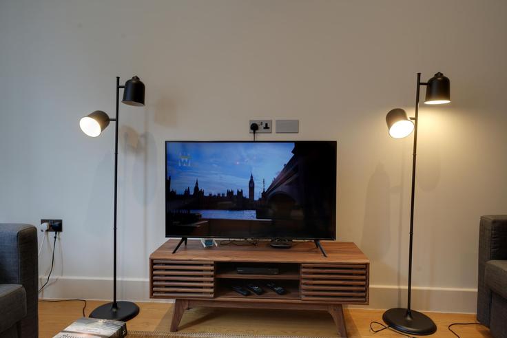 City of Westminster, London 소재 Building Great Titchfield Street - plotseeker - 1365679 유닛에 마련된, 현대적인 가구로 꾸며진 우아한 디자인의 거실