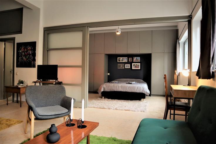 Building Athinas - pre - 1512538 adresindeki bir dairede modern mobilyalarla zarif bir şekilde tasarlanmış oturma odası Central Athens, Athens Building Athinas - pre - 1512538 adresindeki bir dairede modern mobilyalarla zarif bir şekilde tasarlanmış oturma odası Central Athens, Athens