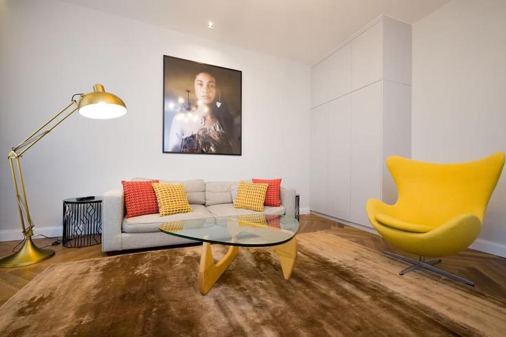 Vienna, Vienna에 위치한 Building Mariannengasse - prestige-apartments - 1347582 아파트의 세련된 인테리어가 돋보이는 거실