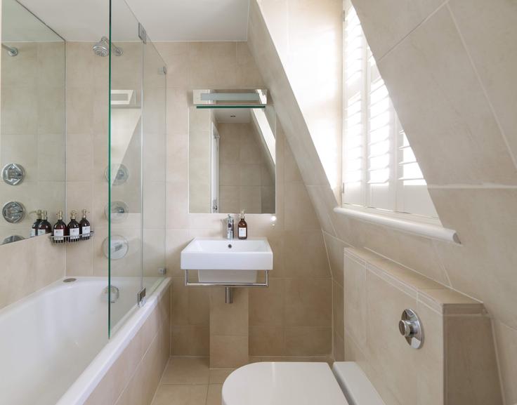 Royal Borough of Kensington and Chelsea, London의 Building Cale Street - privatehousegroup - 1052917 - LON에 위치한 세련되고 감각적으로 디자인된 욕실