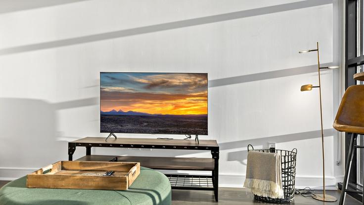 Building 7th Street Northwest - pure-voyage - 1395402 adresindeki bir dairede modern mobilyalarla zarif bir şekilde tasarlanmış oturma odası Washington, Washington