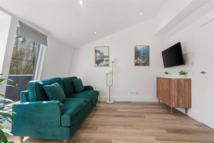 Salle de séjour élégante avec mobilier moderne dans un appartement à Building 198 Sussex Gardens - pvl-properties-ltd-1 - 1697562 à City of Westminster, London