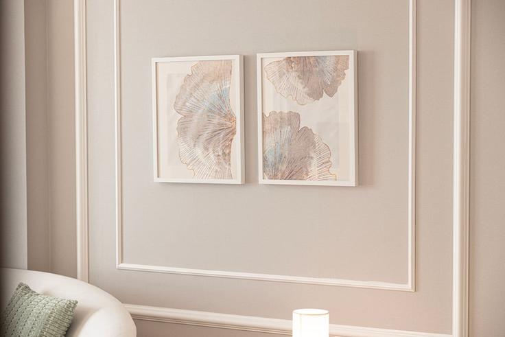 Sala de estar elegantemente projetada com móveis modernos em um apartamento no Building Tariaq Bedon Esm - radiant-homes - 1461601 em Al Jaddaf, Dubai Sala de estar elegantemente projetada com móveis modernos em um apartamento no Building Tariaq Bedon Esm - radiant-homes - 1461601 em Al Jaddaf, Dubai