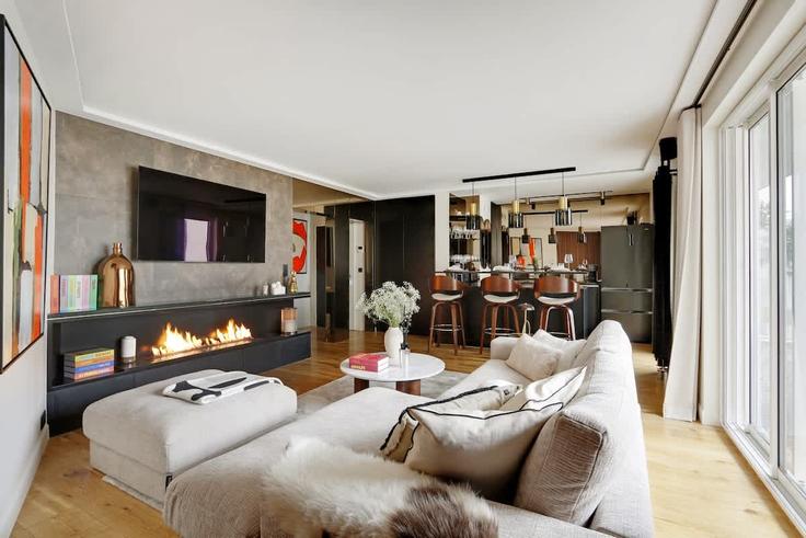 Elegant gestaltetes Wohnzimmer mit moderner Einrichtung in einer Wohnung im Building Rue de Presles - ready-to-host - 1331007 in 15th arrondissement, Paris Elegant gestaltetes Wohnzimmer mit moderner Einrichtung in einer Wohnung im Building Rue de Presles - ready-to-host - 1331007 in 15th arrondissement, Paris
