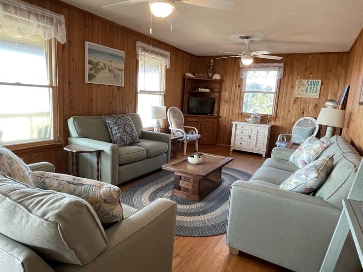 Elegante sala de estar con mobiliario moderno en un apartamento en Building Liberator Way - redawning - 1255920 - USA en Hatteras, Hatteras Elegante sala de estar con mobiliario moderno en un apartamento en Building Liberator Way - redawning - 1255920 - USA en Hatteras, Hatteras