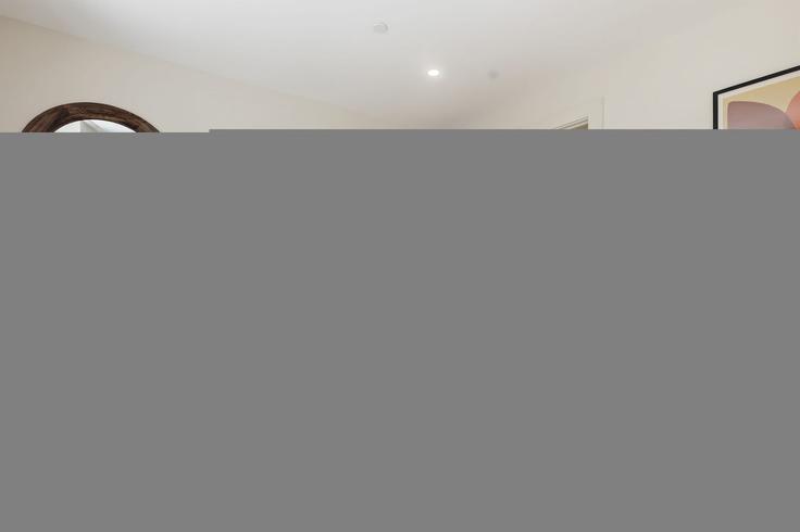 Royal Borough of Kensington and Chelsea, London에 위치한 Building Cheyne Walk - redwood-living - 1578800 유닛의 세련된 인테리어가 돋보이는 거실 Royal Borough of Kensington and Chelsea, London에 위치한 Building Cheyne Walk - redwood-living - 1578800 유닛의 세련된 인테리어가 돋보이는 거실