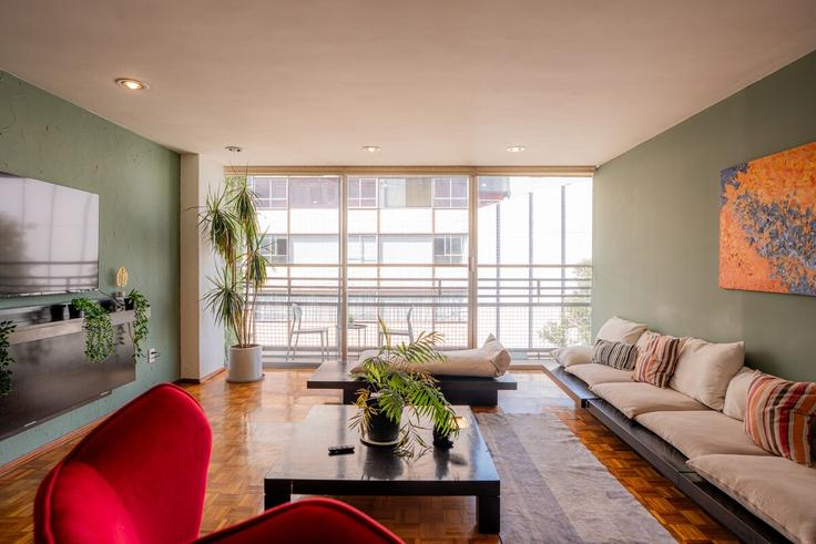 Salle de séjour élégante avec mobilier moderne dans un appartement à Building Avenida Presidente Masaryk - rent-a-kent - 1496981 à Mexico City, Mexico City Salle de séjour élégante avec mobilier moderne dans un appartement à Building Avenida Presidente Masaryk - rent-a-kent - 1496981 à Mexico City, Mexico City