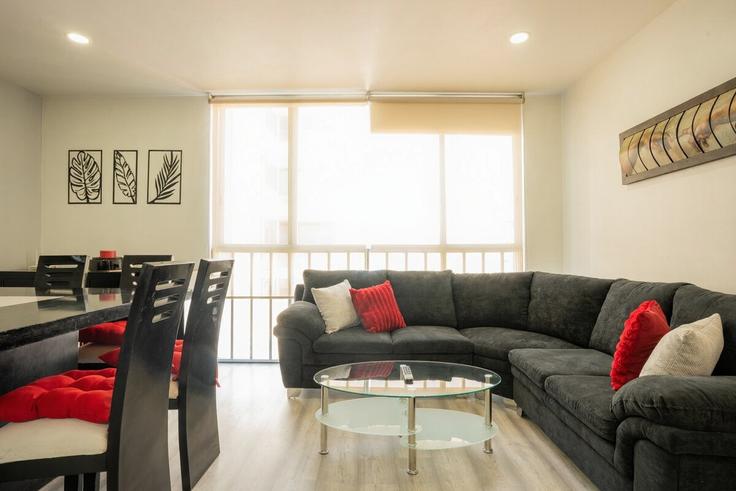Elegant gestaltetes Wohnzimmer mit moderner Einrichtung in einer Wohnung im Building Gabriel Mancera - rent-a-kent - 1507769 in Mexico City, Mexico City