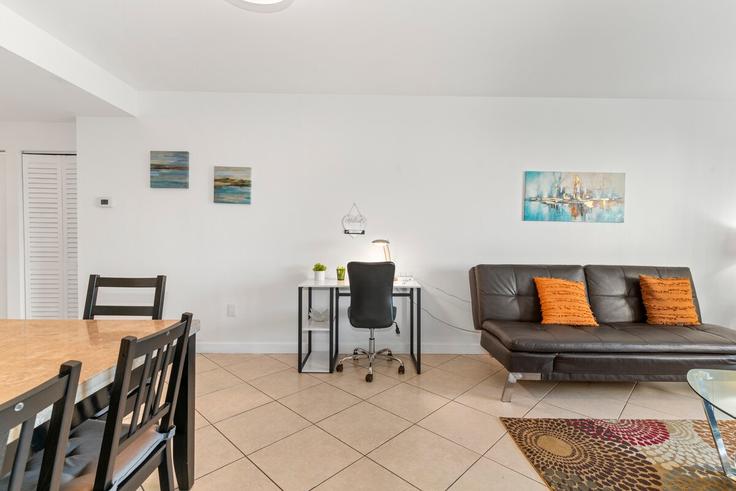 Elegantly designed living room with modern furnishings in an apartment at Building Southwest 23rd Terrace - rent-relax - 1056259 - MIA in Miami, Miami Elegantly designed living room with modern furnishings in an apartment at Building Southwest 23rd Terrace - rent-relax - 1056259 - MIA in Miami, Miami