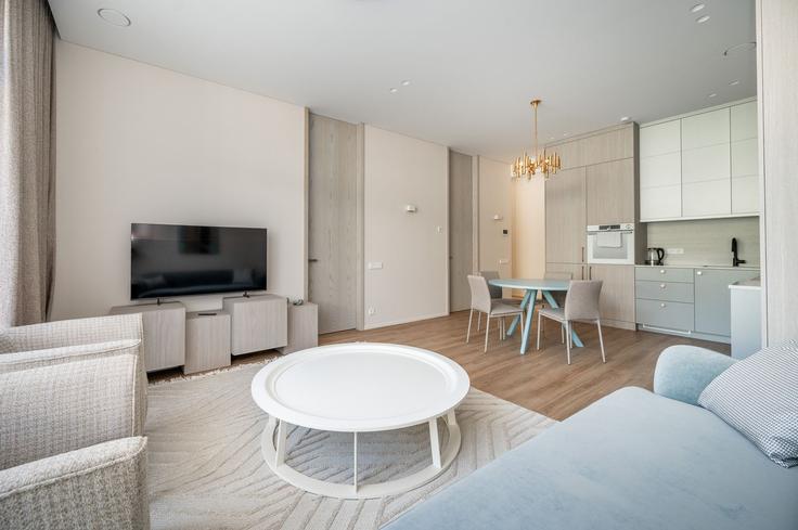 Vilnius, Vilnius에 위치한 Building Slėnio gatvė - reside-baltic - 1621125 유닛의 세련된 인테리어가 돋보이는 거실