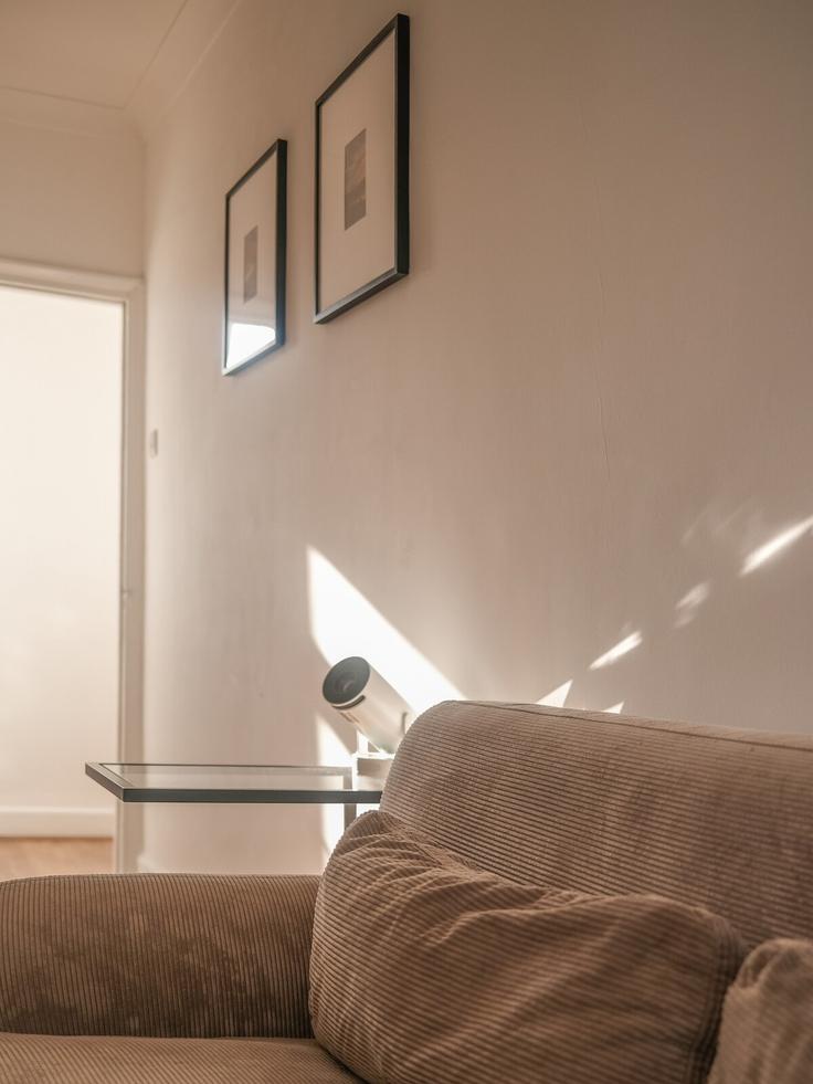 Elegant gestaltetes Wohnzimmer mit moderner Einrichtung in einer Wohnung im Building Highbury Grove - reve-studio-limited - 1582857 in London Borough of Islington, London Elegant gestaltetes Wohnzimmer mit moderner Einrichtung in einer Wohnung im Building Highbury Grove - reve-studio-limited - 1582857 in London Borough of Islington, London