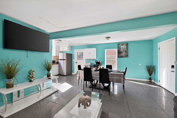 San Diego, San Diego에 위치한 Building C Street - rexpertz-com - 1516231 유닛의 세련된 인테리어가 돋보이는 거실