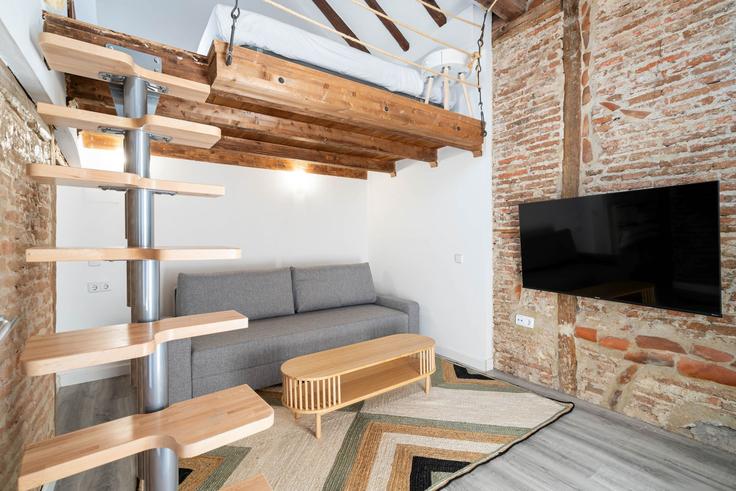 Building Calle de San Vicente Ferrer - roomtorent - 1285644 - MAD adresindeki bir dairede modern mobilyalarla zarif bir şekilde tasarlanmış oturma odası Centro, Madrid